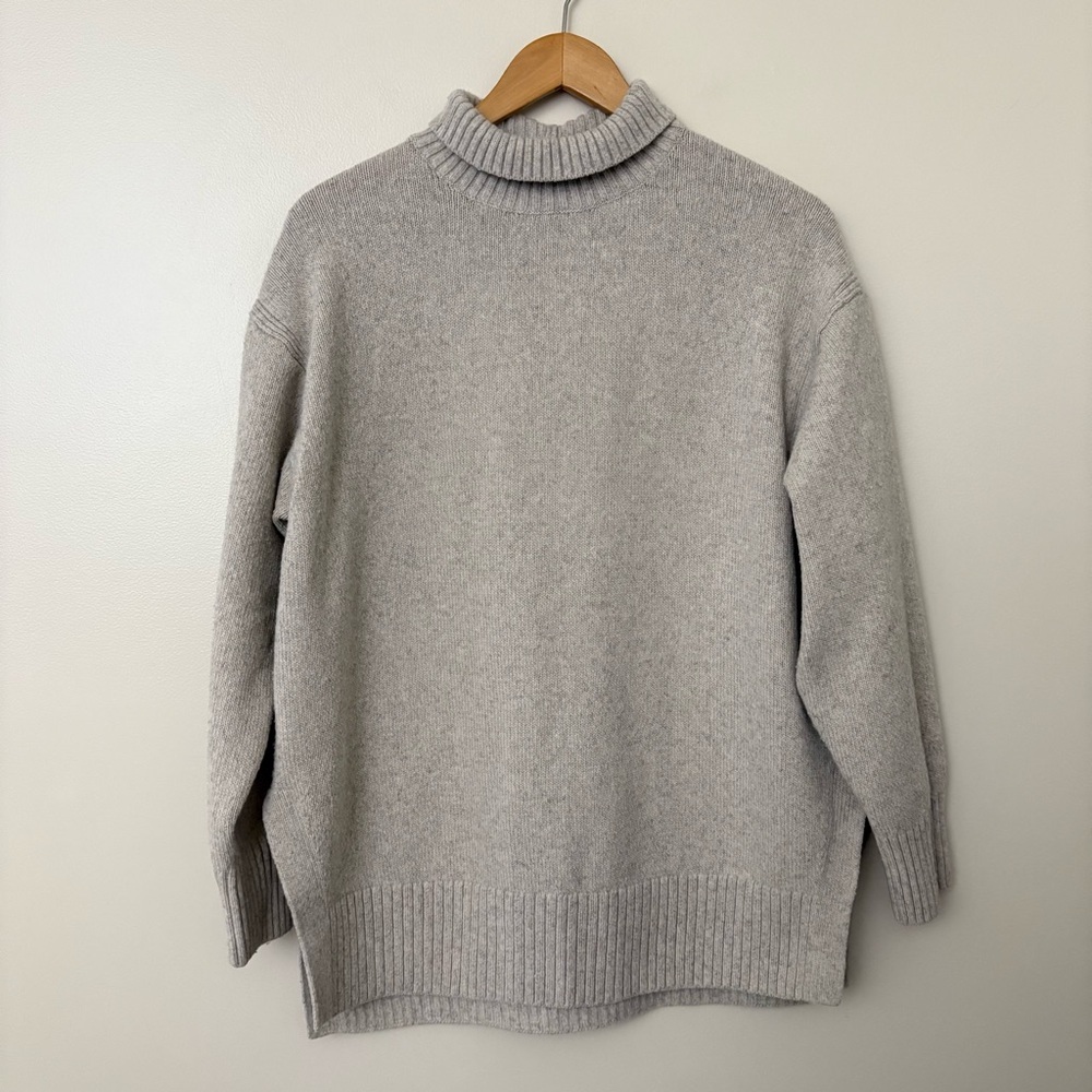 H&M Wool Blend Sweater Mockneck Relaxed Fit Taupe Size M